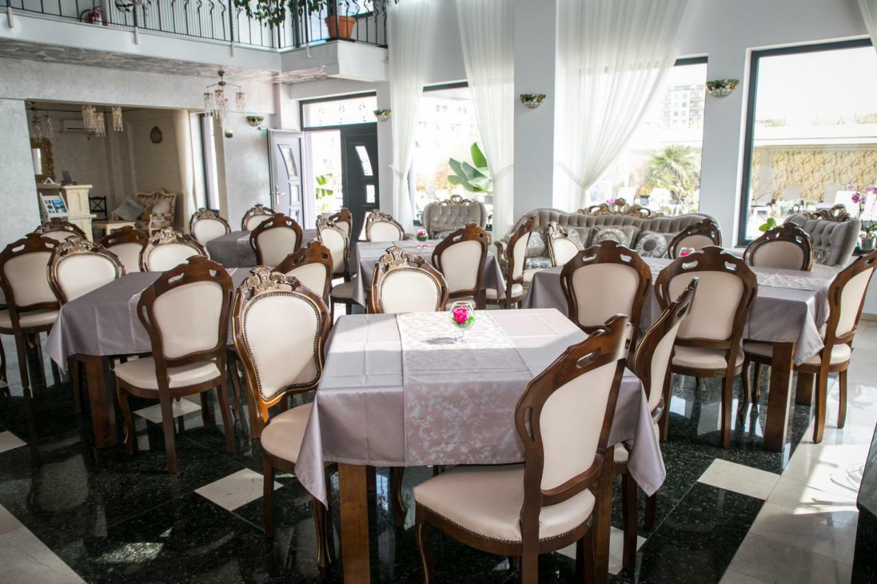 Almar Lake View Boutique H Adults Only Mamaia Eksteriør billede