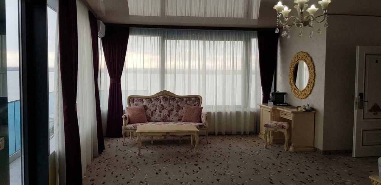 Almar Lake View Boutique H Adults Only Mamaia Eksteriør billede