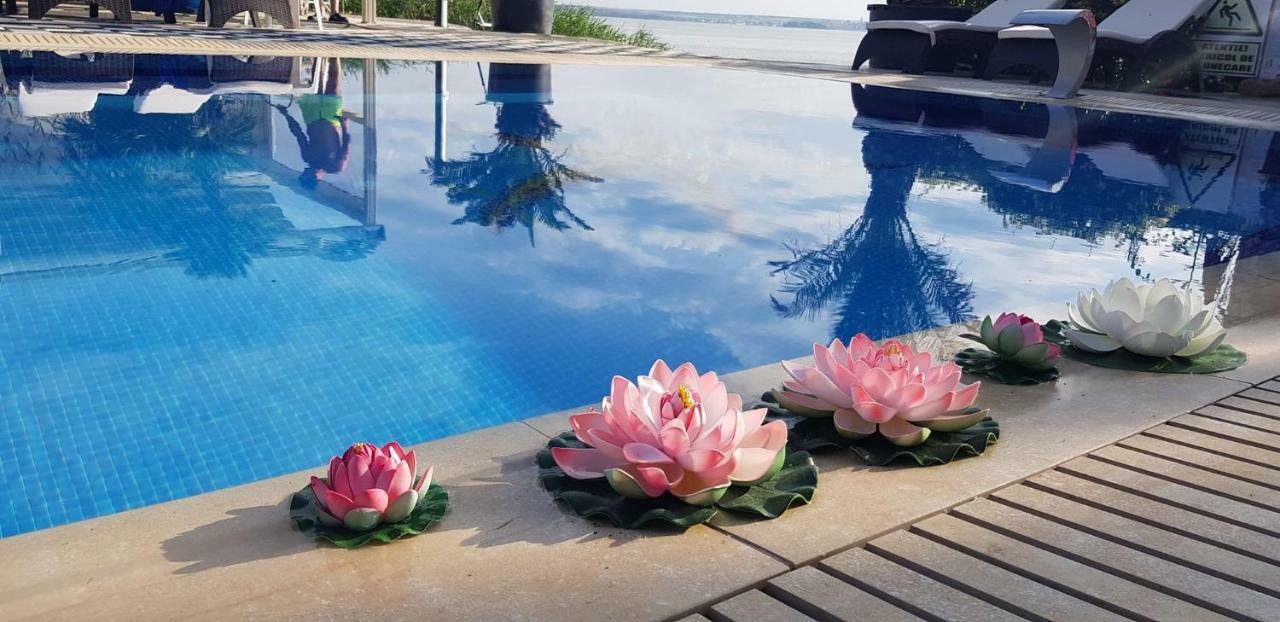 Almar Lake View Boutique H Adults Only Mamaia Eksteriør billede